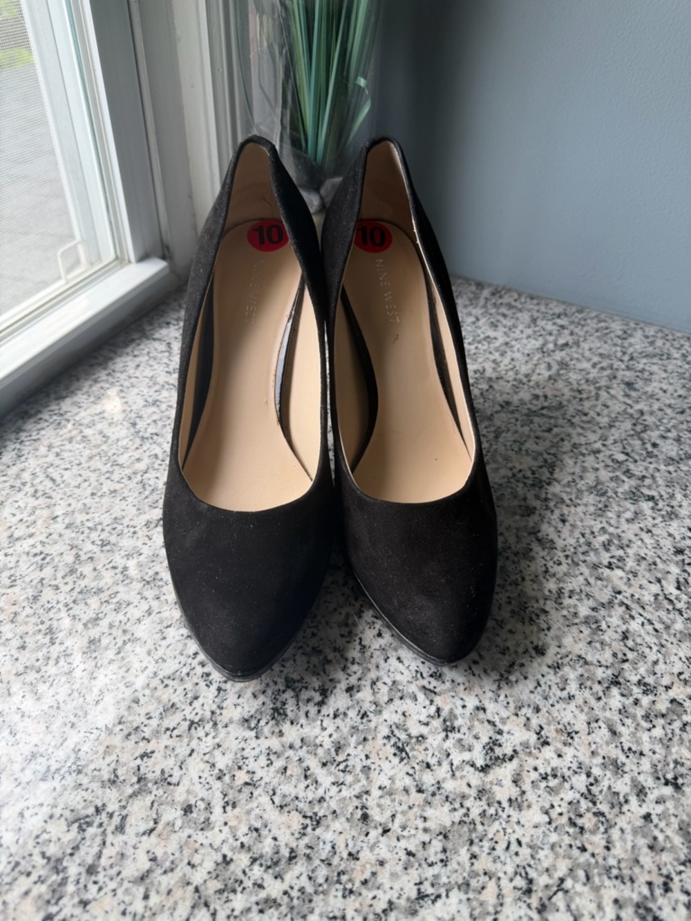 Nine West Black Pointed Toe Suede Pumps